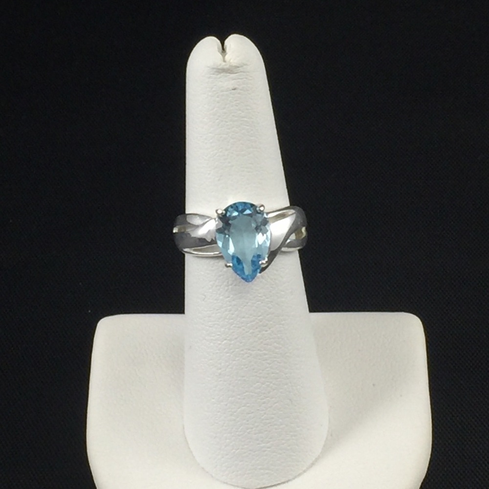 Blue topaz ring, sterling silver